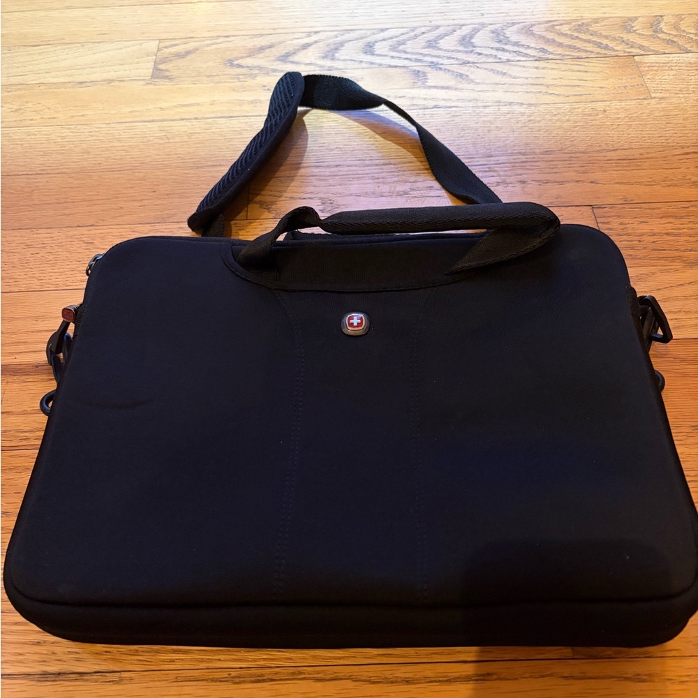 Wenger Black Small Laptop or Tablet Bag